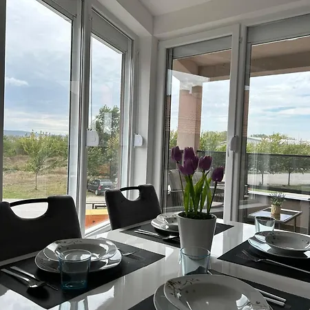 Dika I Misa Apartman