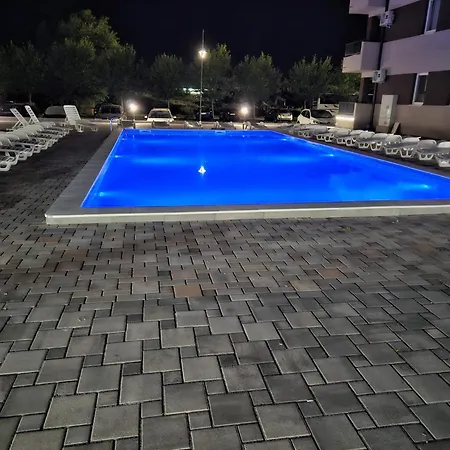 Dika I Misa Apartman